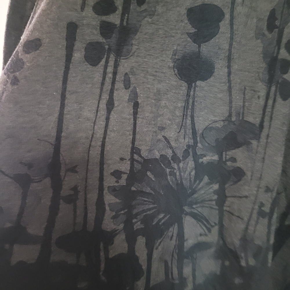 Gray and Black Floral Long Sleeve Top - Picture 2 of 8
